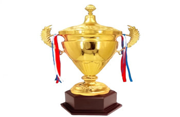 TROPHIES GOLD WITH WOODEN BOTTOM H 65CM