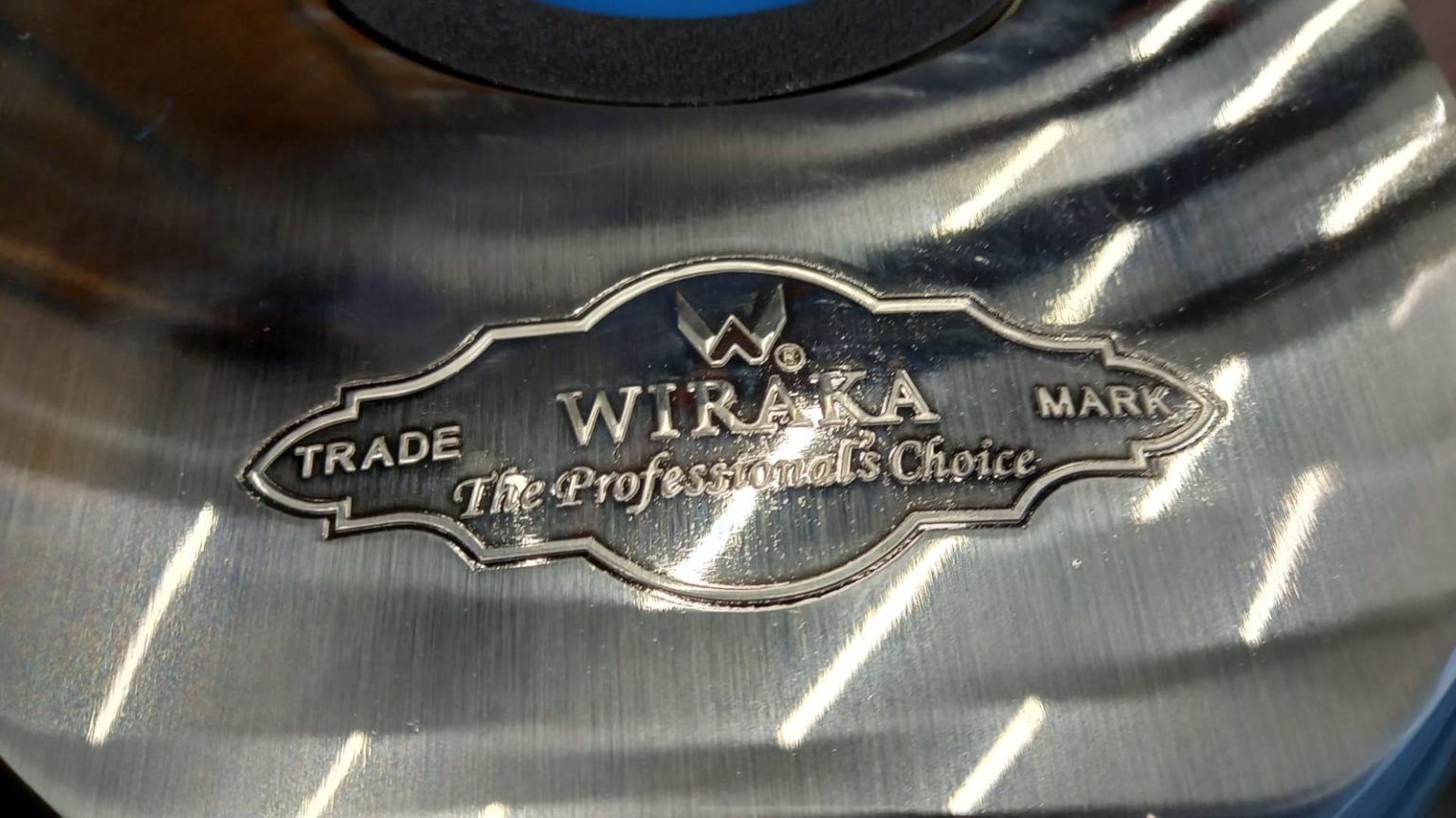 9ft Wiraka Poison Tournament Billiard Table/ Black and Brown